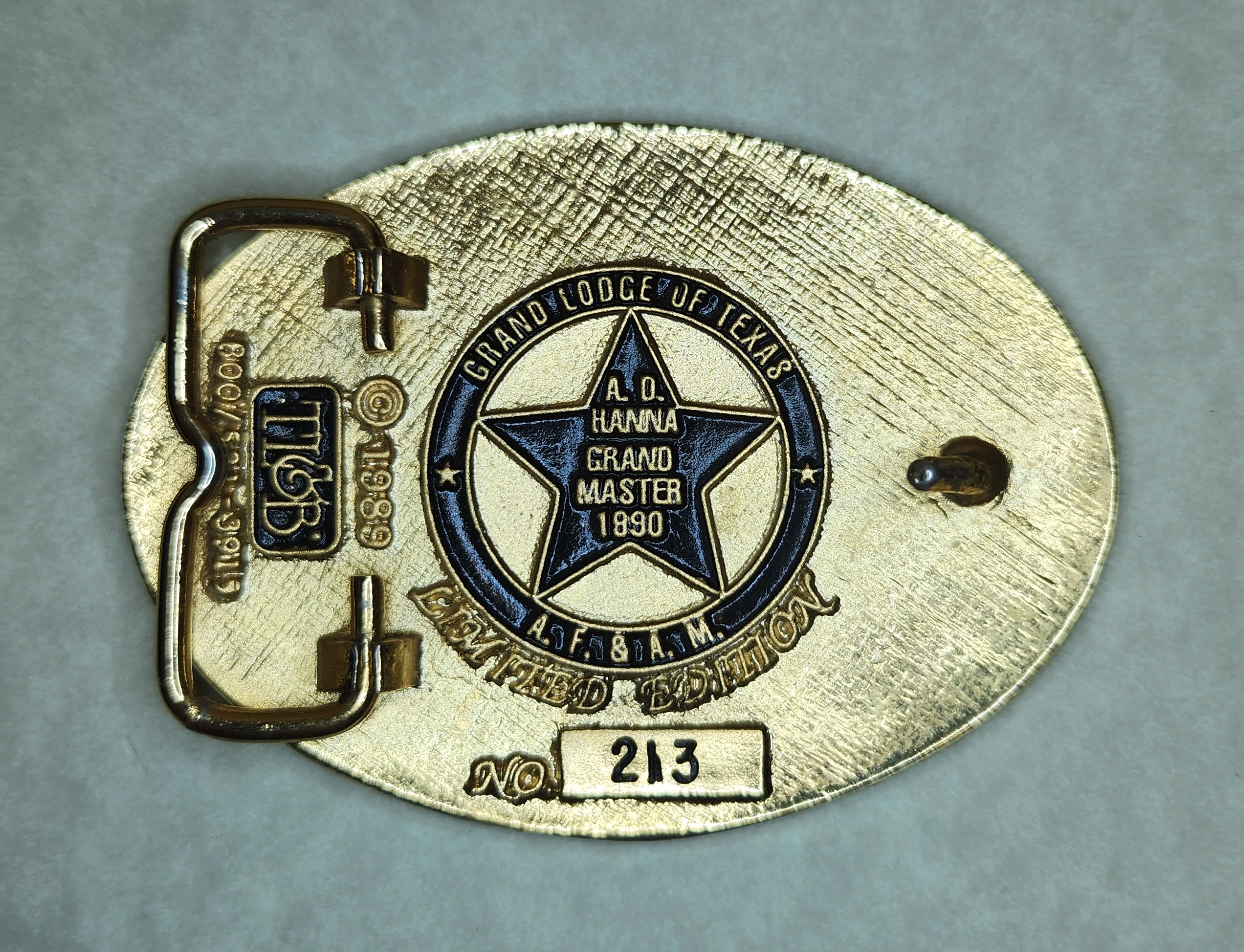 [Buckle Pic Missing] (Click here)